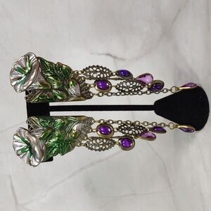 Vintage Banana Bob Clip-on Earrings